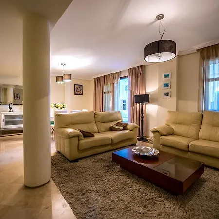 Azalea Beach Апартаменты *